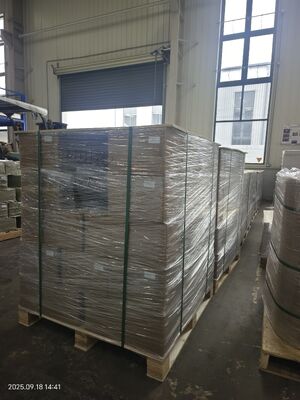 0.12-0.76mm Ketebalan Matte Kedua Sisi PVC Core Sheet dengan 77 + 2 ° C Vicat Point untuk Offset dan Silk-screen Printing