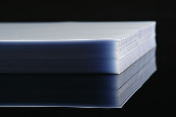High Adhesion PVC Coated Overlay Tanpa Perubahan Warna Dan Deformasi