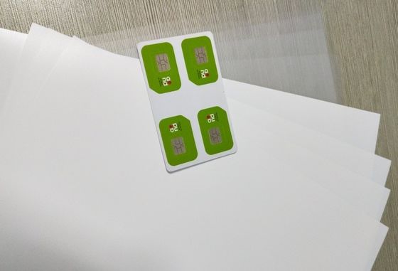 Tepat Die Cut Cetak Offset Lembar Profil Polikarbonat Untuk Produksi Tubuh Kartu PC