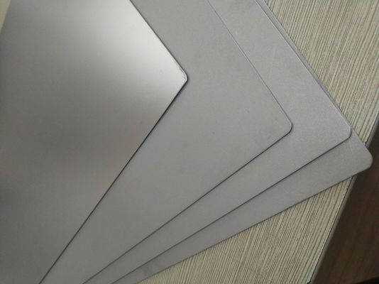 Pelat Baja Laminasi Matte Sedikit Kekasaran Permukaan 0.3um Untuk Bahan Kartu Pvc Laminating