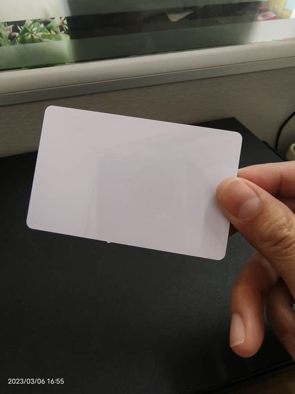 Pvc Termal Printable White Blank Card Cr80 54*85.6mm Untuk Produksi Kartu