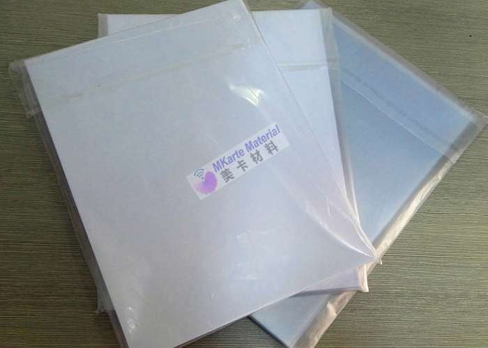 Lembaran Kartu Plastik Toleransi Ketebalan ±5% untuk Pelabuhan Muat di Shanghai atau Pelabuhan China Lainnya