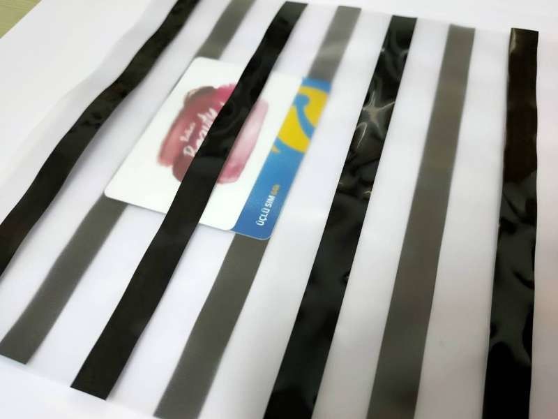 Ukuran Khusus Magnetic Stripe Overlay Dilapisi Tanpa Perubahan Warna Dan Deformasi